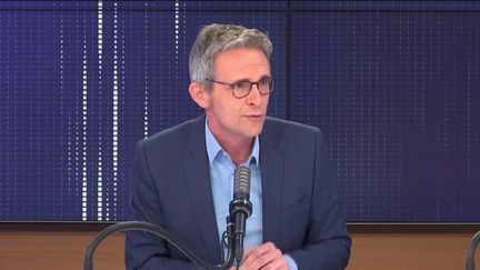 Stéphane Troussel,&nbsp;président PS du Conseil départemental de Seine-Saint-Denis, était l'invité du "8h30 franceinfo", jeudi 1er avril 2021. (FRANCEINFO / RADIOFRANCE)