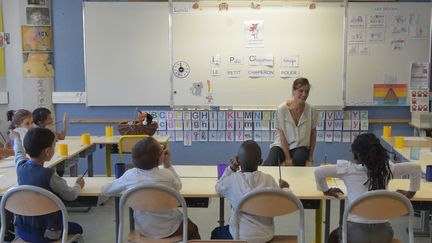 Près de 12 millions d'élèves français ont fait leur rentrée ce lundi 3 septembre. (PASCAL PAVANI / AFP)