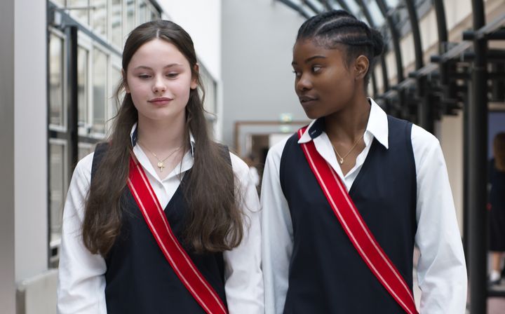 Fanny (Louise Labèque) et Mélissa (Wislanda Louimat) (Film Zombi Child)