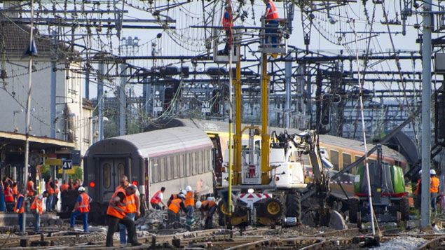 &nbsp; (Accident de Bretigny © Maxppp)