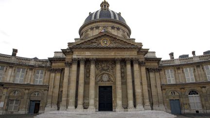 L'Institut de France, &agrave; Paris, o&ugrave; si&egrave;ge notamment l'Acad&eacute;mie fran&ccedil;aise. (CHRISTOPHE ENA / AP / SIPA )