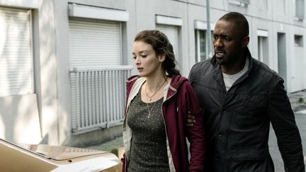 Charlotte Le Bon et Idris Elba dans "Bastille Day"
 (Studio Canal)