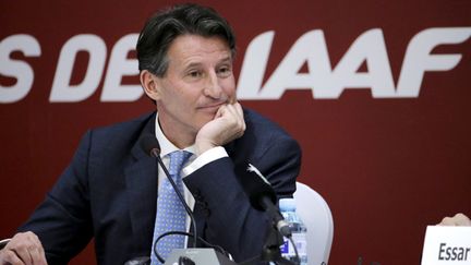 &nbsp; (Sebastian Coe répond aux questiosn sur son élection à la tête de l'IAAF © REUTERS/Jason Lee)