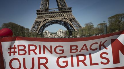 &nbsp; (Une manifestation de soutien aux lycéennes nigérianes à Paris en avril 2014©MAXPPP)