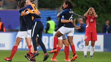 L'équipe de France féminines U20 s'est qualifiée pour les demi-finales du Mondial.  (FRED TANNEAU / AFP)