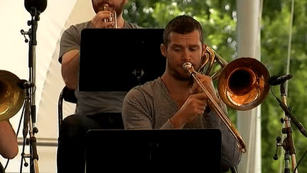 "The Amazing Keystone Big Band" a ouvert le festival "Classique au vert" au Parc Floral de Paris ce weekend.
 (capture d&#039;écran France 3 / Culturebox)