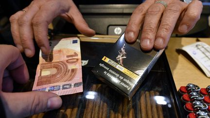 Le gouvernement veut porter le prix du paquet de tabac à 10 euros d'ici novembre 2020. (MAXPPP)