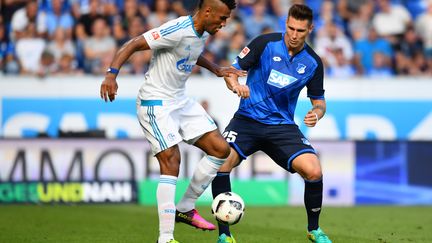 Eric Choupo-Moting (à gauche) et Schalke ne répondent plus (UWE ANSPACH / DPA)