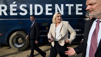 Marine Le Pen, le 11 avril 2022, à Soucy, en Bourgogne. (illustration). (EMMANUEL DUNAND / AFP)