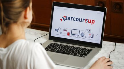 Parcoursup opens Wednesday December 20 (SEBASTIEN MUYLAERT / MAXPPP)