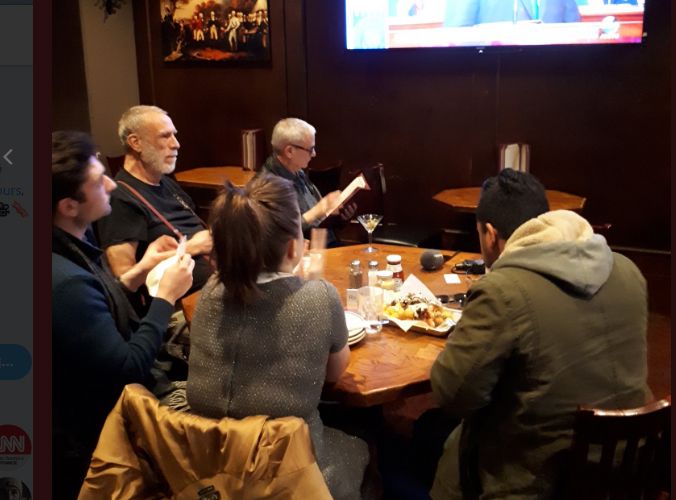 Soirée avec des supporters républicains de Trump à San Francisco le 30 janvier 2018. (BENJAMIN MATHIEU / RADIO FRANCE)