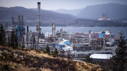 La raffinerie de pétrole de Mongstad, en novembre 2022 en Norvège. (RODRIGO FREITAS / NTB / AFP)