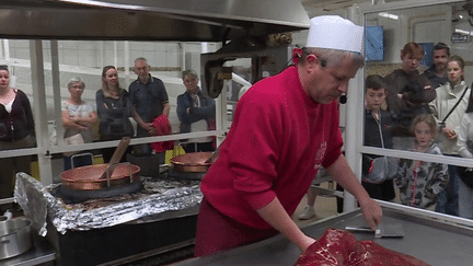 Tourisme : usine et gourmandise au programme des vacances (France 3)