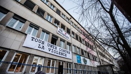 La façade du lycée Mounier, à Grenoble, le 13 février 2019. (ETIENNE BOUY / MAXPPP)