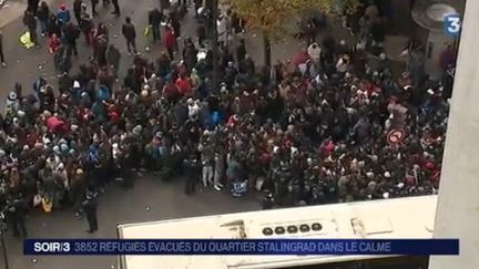 À Paris, 3 800 migrants évacués de la place Stalingrad