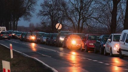 Guerre en Ukraine : l'exode des habitants après l'offensive russe