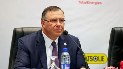 Le PDG de TotalEnergies Patrick Pouyanné à Paramaribo, au Suriname, le 13 septembre 2023. (JASON LEYSNER / AFP)