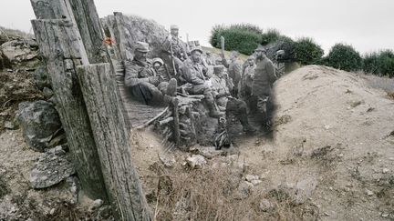 Des poilus patientent dans la tranch&eacute;e Landucci pr&egrave;s d'Arras (Pas-de-Calais), 1914-1918. Montage couleur Arras (Pas-de-Calais), 2013. (GUILLAUME AMAT / SIGNATURES)