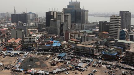 Vue générale du quartier central des affaires de Lagos, capitale économique du Nigeria, février 2019. (NYANCHO NWANRI / X06855)