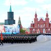 Les soldats répètent pour les célébrations du 9&nbsp;mai sur la place Rouge à Moscou (Russie), le 7 mai 2016. (SEFA KARACAN / ANADOLU AGENCY / AFP)