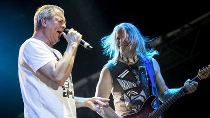 Le chanteur Ian Gillan et le guitariste Steve Morse
 (BALAZS MOHAI/EPA/MAXPPP )