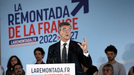 Déclaration de candidature d'Arnaud Montebourg à la présidentielle avec son slogan "La Remontada" depuis Clamecy samedi 4 septembre 2021. (JEAN-BAPTISTE QUENTIN / MAXPPP)