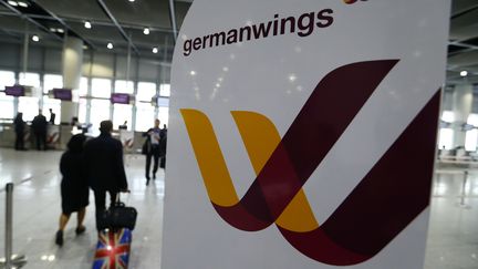 A l'a&eacute;roport de&nbsp;D&uuml;sseldorf (Allemagne), le 24 mars 2015. (RALPH ORLOWSKI / REUTERS)