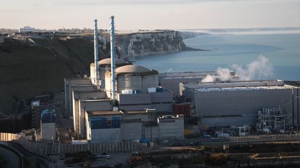 La centrale de Penly (Seine-Maritime), en décembre 2022. (LOU BENOIST / AFP)