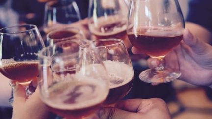 8% des nouveaux cas de cancers enregistrés en 2015 étaient liés à une consommation d’alcool régulière ©VisualHunt - Vidéo : entretien avec le Dr Jérôme Viguier, directeur du pôle santé publique et soins de l'INCa