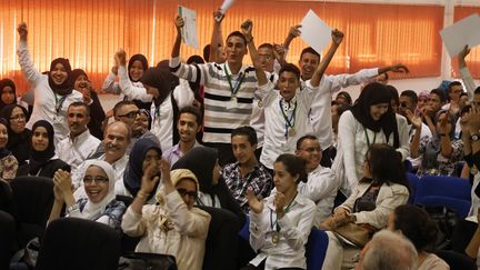 Des &eacute;l&egrave;ves et des enseignants du Partenariat Ecole Entreprise Al-Jisr&nbsp;ont adopt&eacute; une p&eacute;dagogie fond&eacute;e sur la motivation, &agrave; Casablanca (Maroc). (REZA / WEBISTAN)