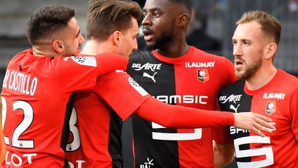 Les joueurs du Stade Rennais. (DAMIEN MEYER / AFP)