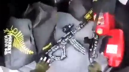 Capture d'écran des images filmées et diffusées&nbsp;sur Facebook live par&nbsp;le&nbsp;suprémaciste blanc qui&nbsp;a fait 50 morts dans deux mosquées de Christchurch (Nouvelle-Zélande), le 15 mars 2019. (AFP)