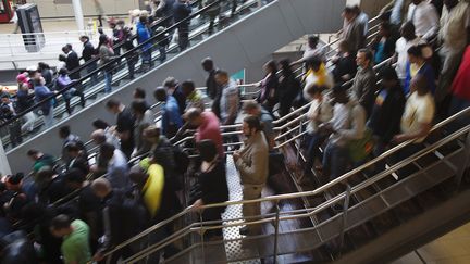 Des voyageurs &agrave; la Gare du Nord, &agrave; Paris, le 12 juin 2014. (JOEL SAGET / AFP)