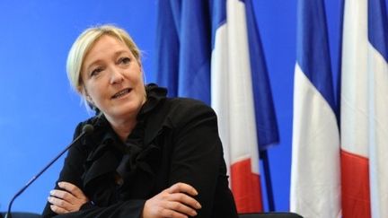 Marine Le Pen donne une conférence de presse au siège du Front National, à Nanterre, le 13 avril 2011. (AFP - Miguel Medina)