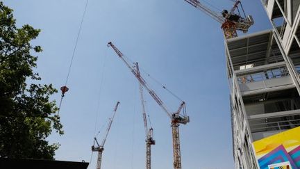 Un chantier à Paris, le 14 juin 2023. (LAURE BOYER / HANS LUCAS / AFP)