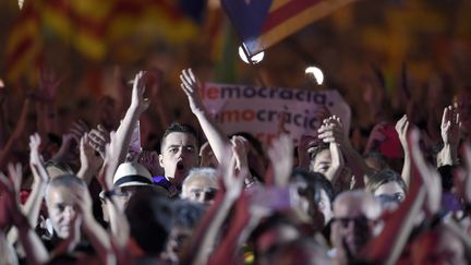 Un meeting de Catalans pro-indépendance. (LLUIS GENE / AFP)