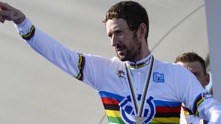 Après le maillot arc-en-ciel sur le contre-la-montre, Bradley Wiggins veut le record de l'heure