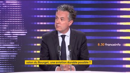 Christophe Béchu, ministre de la Transition écologique et de la Cohésion des territoires, le 19 juin 2023 sur franceinfo. (FRANCEINFO / RADIO FRANCE)