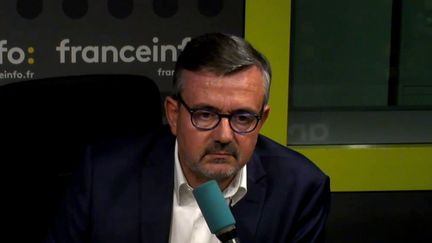 Le député UDI, Yves Jégo,&nbsp;invité&nbsp;de "L'Interview J-1". (FRANCEINFO)