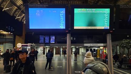 Les écrans d'affichage vides de la Gare de l'Est mardi 24 janvier. (ISABELLE BAUDRILLER / FRANCE BLEU SUD-LORRAINE)