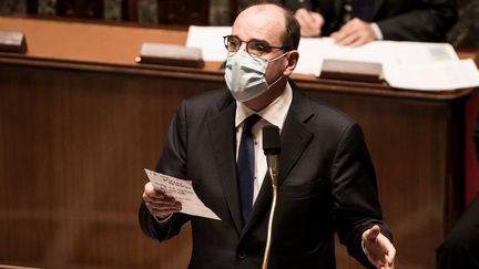 Le Premier ministre, Jean Castex, à l'Assemblée nationale, à Paris, le 15 décembre 2020. (ARTHUR NICHOLAS ORCHARD / HANS LUCAS / AFP)