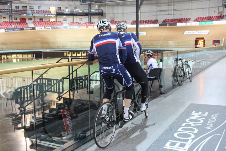 Le tandem se prépare à s'élancer dans une nouvelle session de l'exercice. 