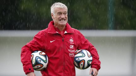 Didier Deschamps, le s&eacute;lectionneur de l'&eacute;quipe de France, lors d'un entra&icirc;nement &agrave; Clairefontaine, le 21 mai 2014.&nbsp; ( CHARLES PLATIAU / REUTERS)