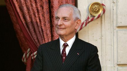 Jérôme Monod, alors conseiller de Jacques Chirac, au palais de l'Elysée, à Paris, le 15 février 2005. (PATRICK KOVARIK / AFP)