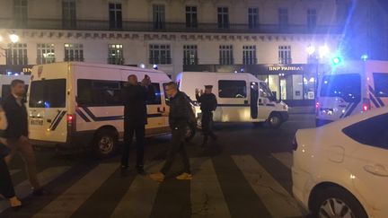 Une&nbsp;attaque au couteau a été perpétrée près de la place de l'Opéra à Paris, dans la soirée du 12 mai 2018. (CLEMENT LE GOFF / FRANCE 2)