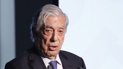 Mario Vargas Llosa le 13 février 2017 à Madrid, lors de la cérémonie de clôture d'une conférence de la Fondation Telefonica sur le thème "La valeur économique de l'espagnol"
 (Sergio Barrenechea Pool / EFE / Newscom / MaxPPP)