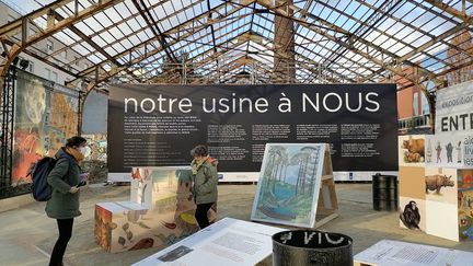 L'exposition Notre Usine à Nous, à l'entrée du Salon du livre et de la presse Jeunesse de Montreuil.&nbsp; (Patricia Ide Beretti)