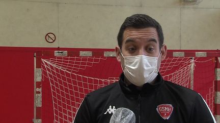 Les clubs de sport amateurs font face à de grosses contraintes pour organiser des matchs ou des entraînements à cause des restrictions sanitaires.