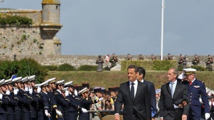 Nicolas Sarkozy à Port-Louis pour les commémoration du 8 mai 1945 (8 mai 2011) (AFP/FRED TANNEAU)