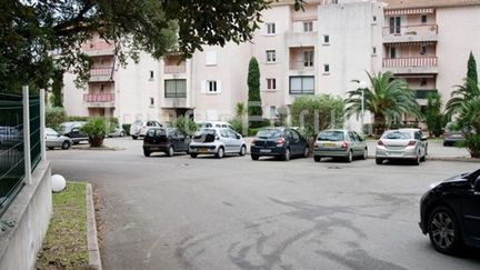 6 décembre 2010, photo de la résidence U Palazzu à Biguglia, devant laquelle Florian Costa a été tué par balles (AFP. B.Sabin)